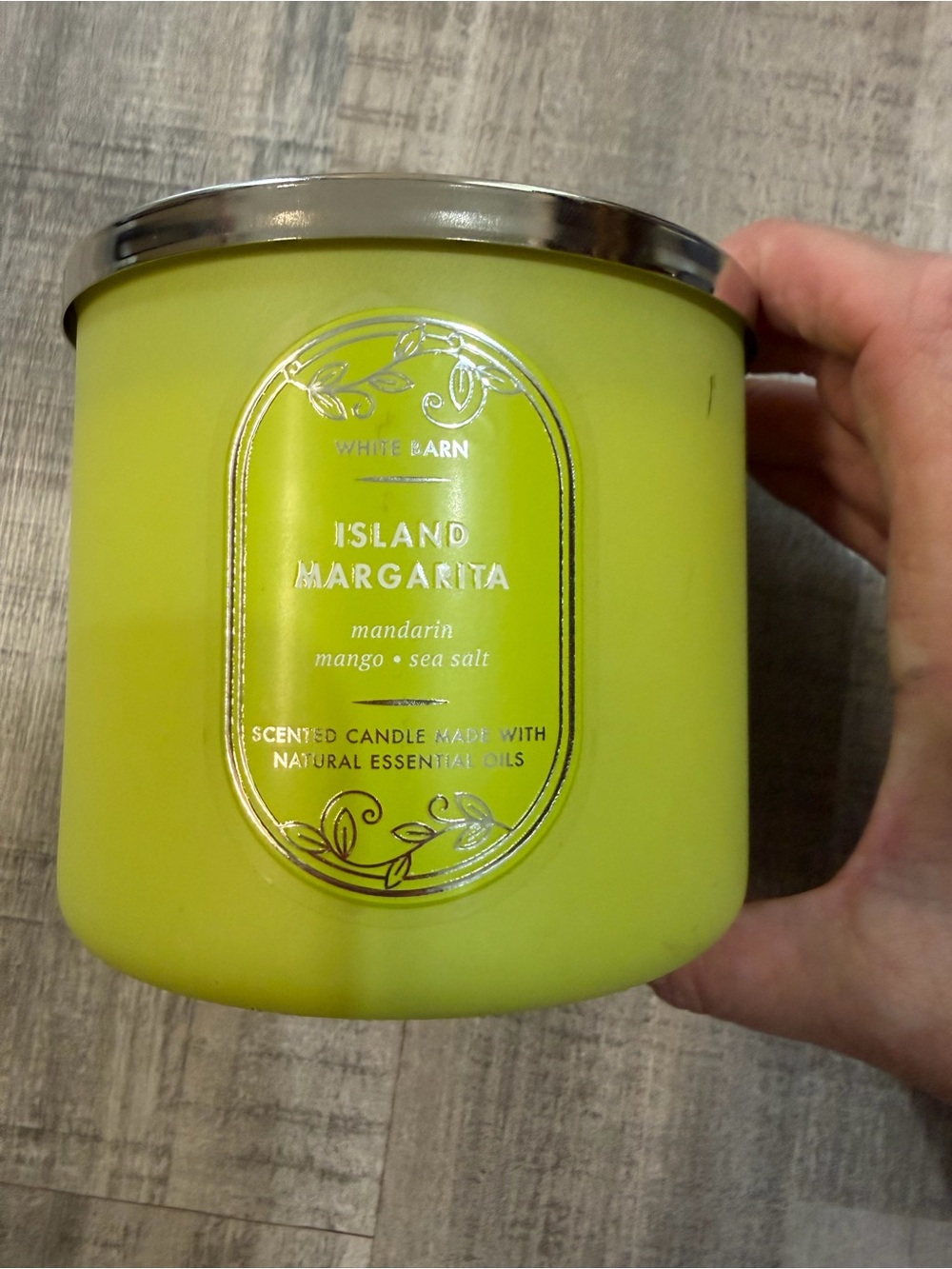 White Barn Bath & Body Works 3-Wick Candle Bundle Island Margarita Citrus Merlot - Picture 3 of 11